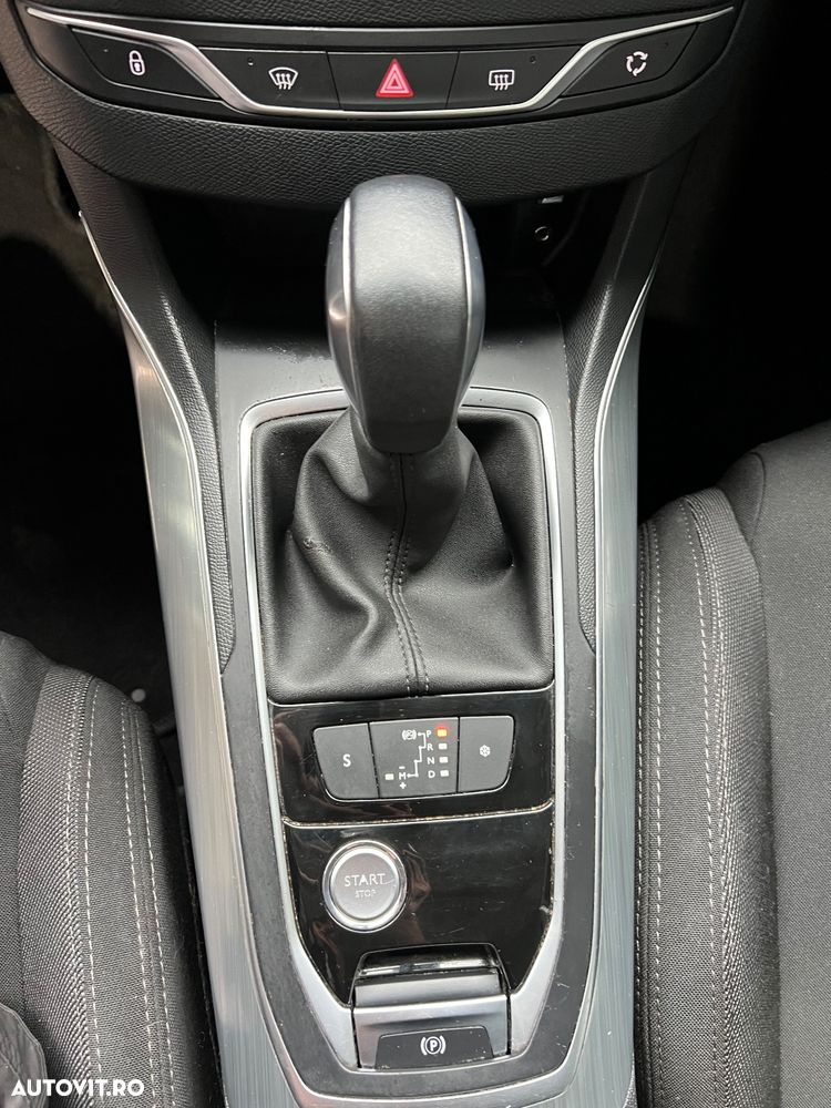 Peugeot 308 BlueHDi FAP 150 Stop&Start Automatik Allure - 12