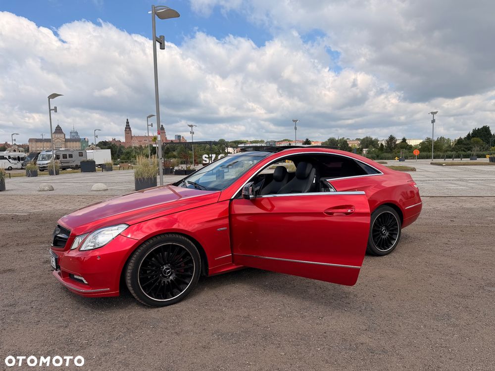 Mercedes-Benz Klasa E 250 CGI BlueEffICIENCY - 18