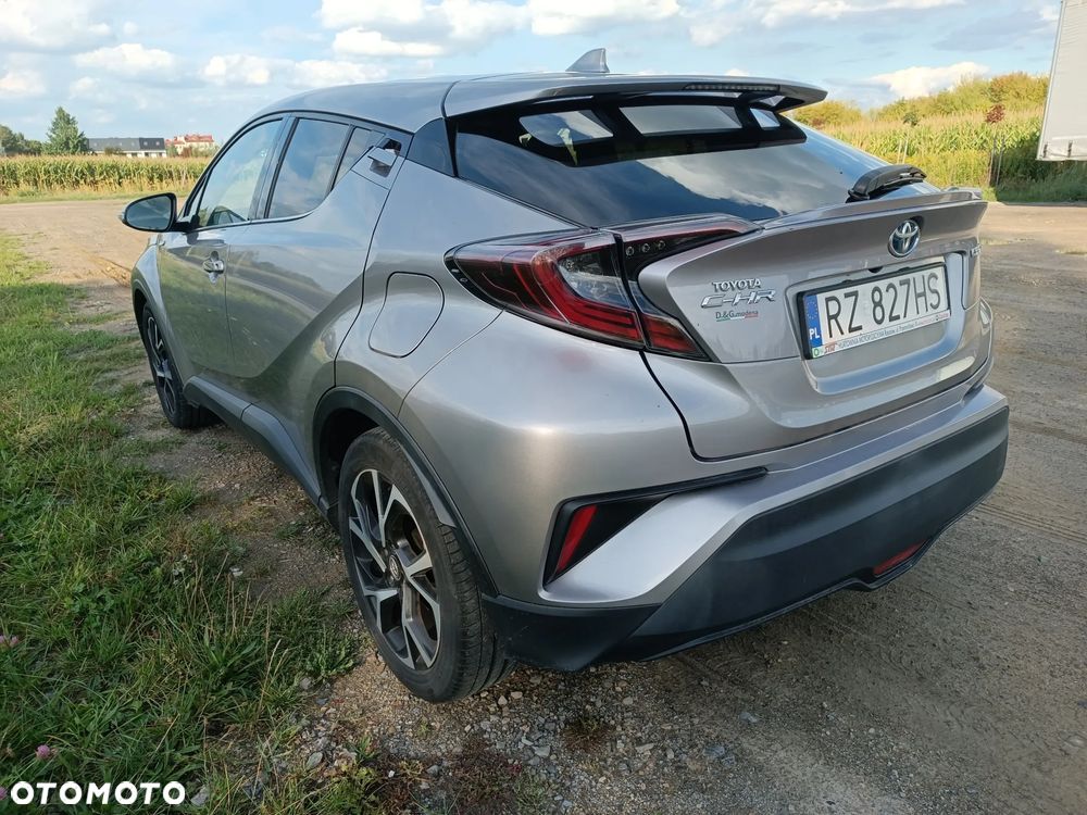 Toyota C-HR - 12
