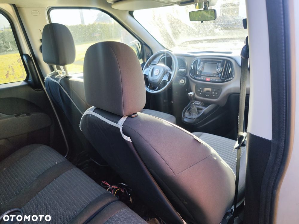 Fiat Doblo - 17
