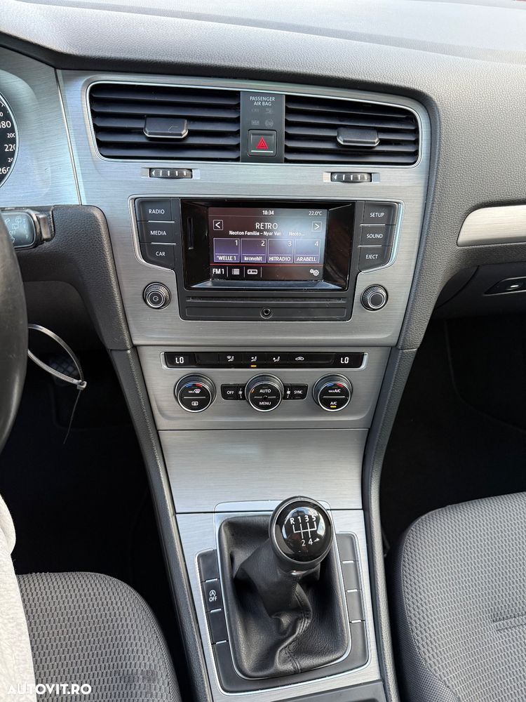 Volkswagen Golf 1.2 TSI BlueMotion Technology Comfortline - 31