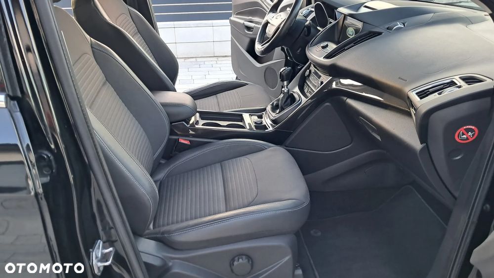 Ford Kuga 2.0 TDCi FWD Edition - 14