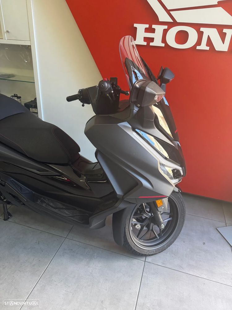 Honda Forza Especial Edition - 2