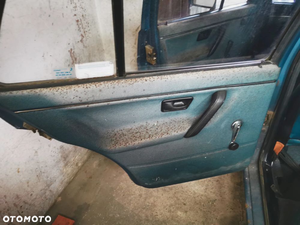 Volkswagen Jetta - 36