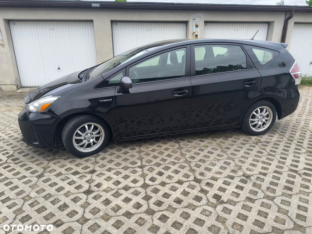 Toyota Prius+ - 10