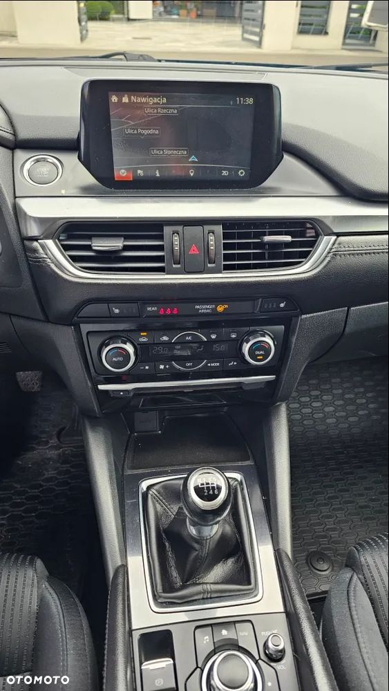 Mazda 6 2.2 Kombi SKYACTIV-D Center-Line - 16
