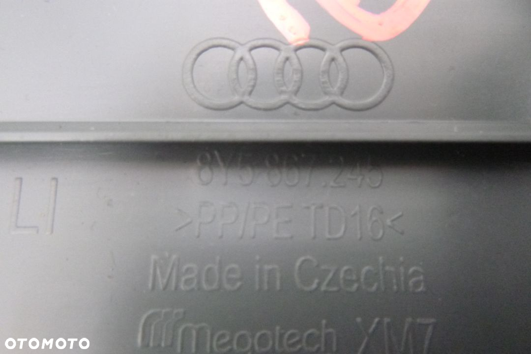 AUDI A3 8Y SEDAN ELEMENTY TAPICERKI  8Y0 8Y4 8Y5 8V0 - 16