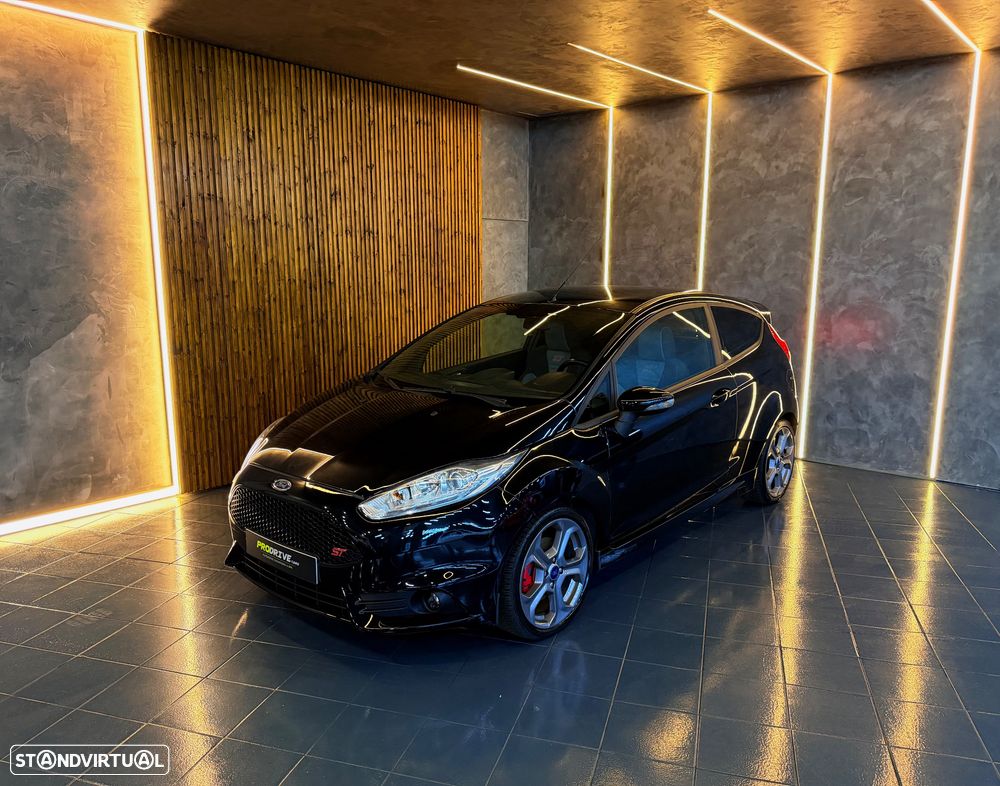 Ford Fiesta 1.6 EcoBoost ST - 1