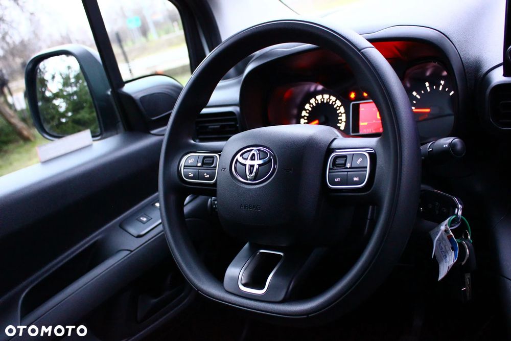 Toyota PROACE CITY BLASZAK 2 OSOBOWY 1.5 D-4D 100KM PEWNE AUTO FV23% - 30