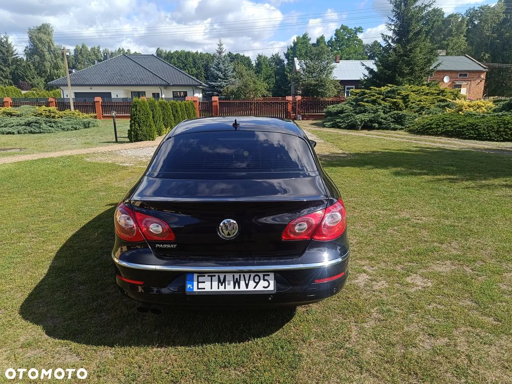 Volkswagen Passat CC - 22