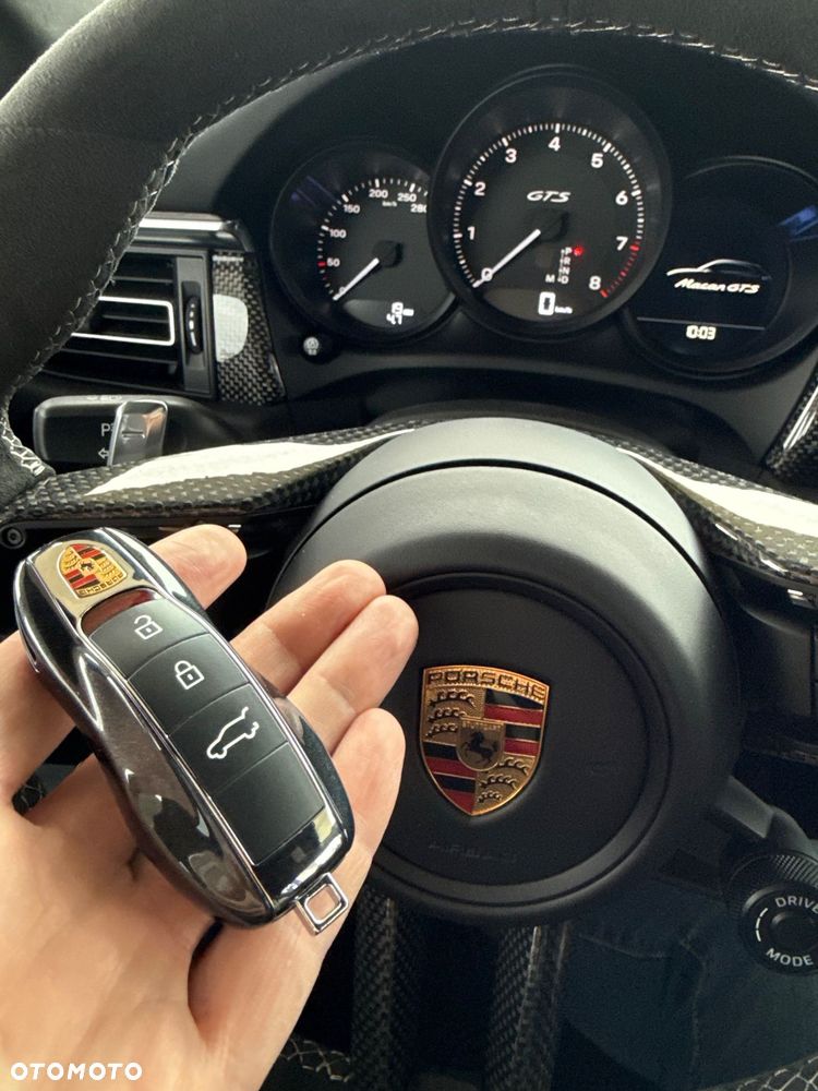 Porsche Macan GTS - 16