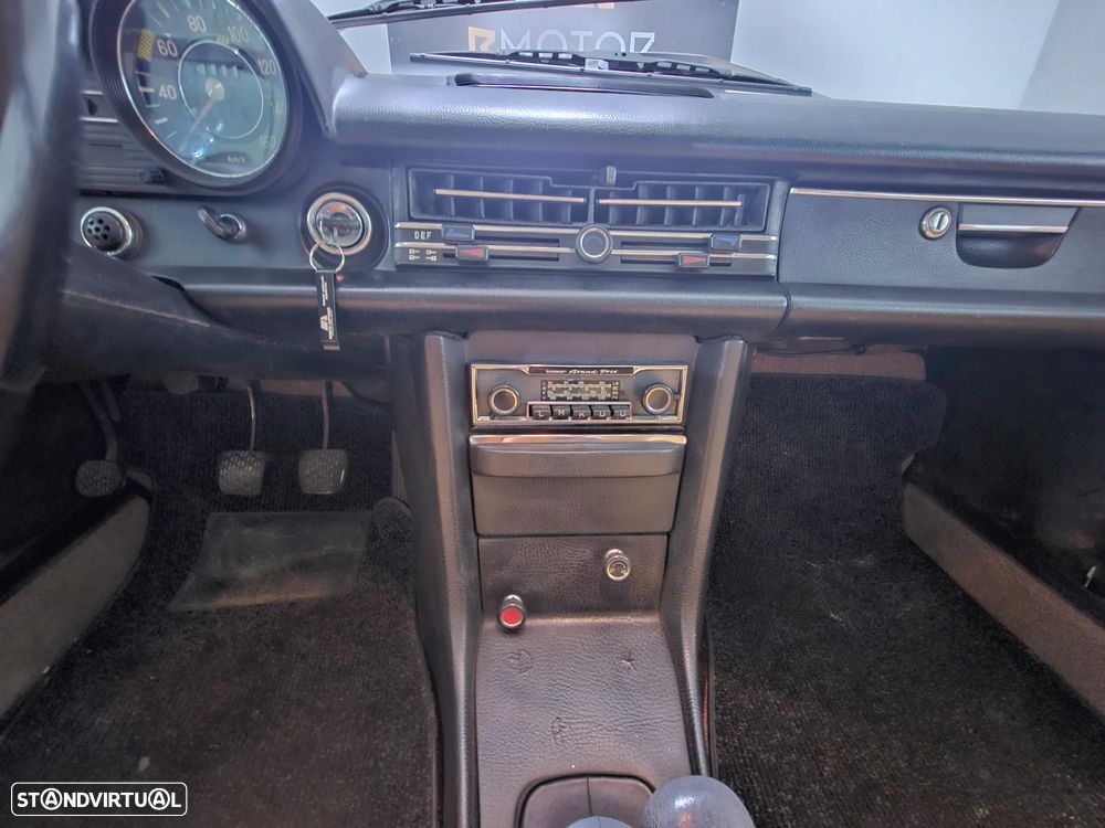 Mercedes-Benz W114/W115 (1968-1974) - 14