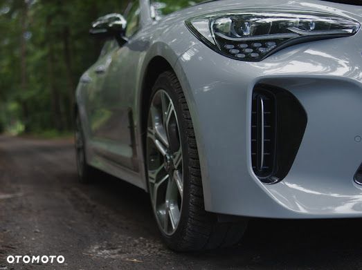 Kia Stinger 3.3 T-GDI V6 GT Prestige Line AWD - 2