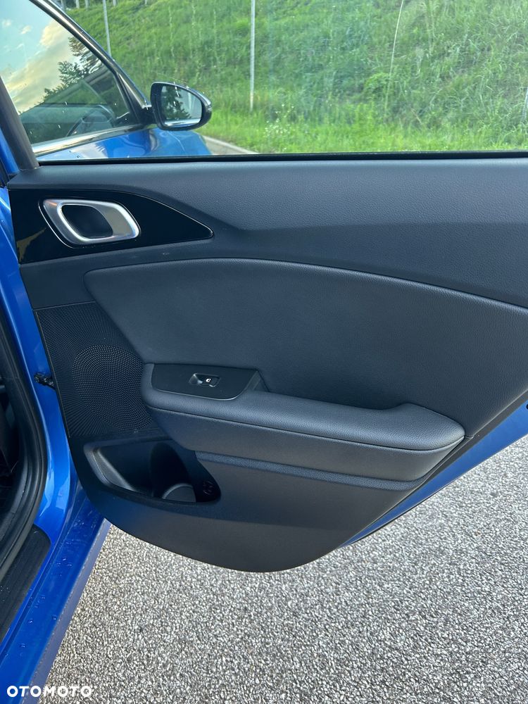Kia Ceed 1.5 T-GDI Business Line Plus - 16