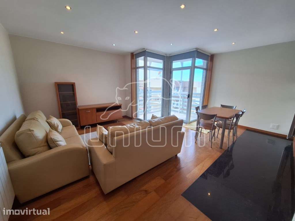 Apartamento T2 - Amorosa - Último andar com terraço, mobiliado e co... - Grande imagem: 2/21