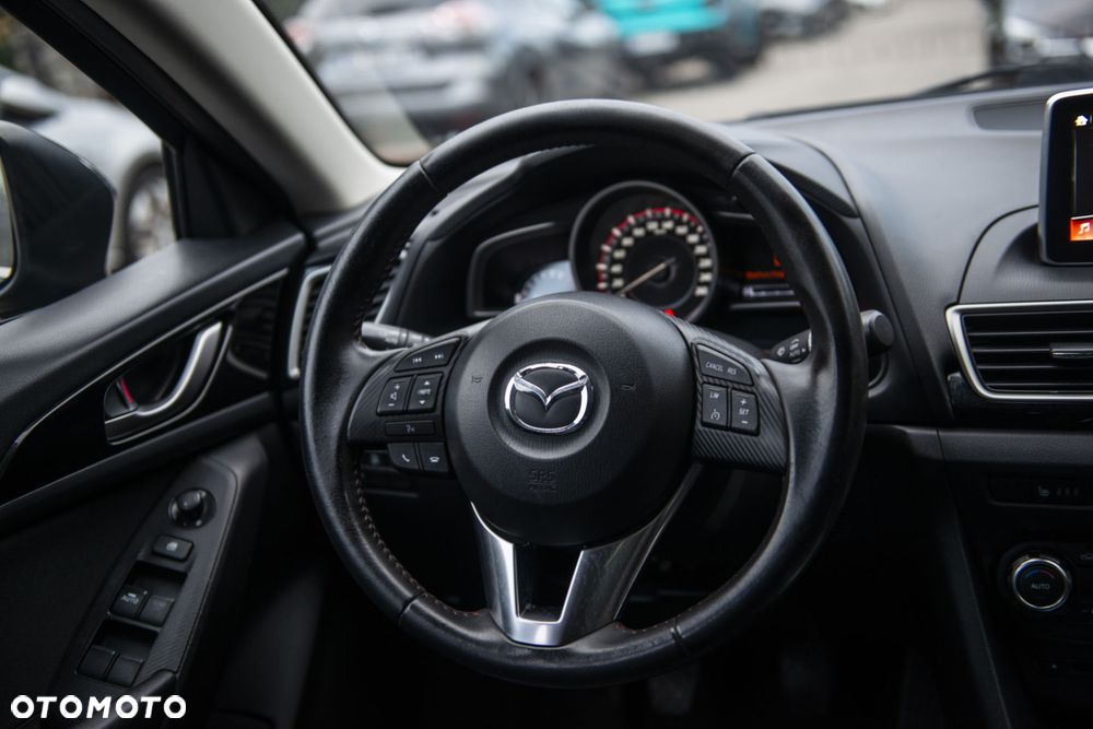 Mazda 3 SKYACTIV-G 120 NAKAMA - 31