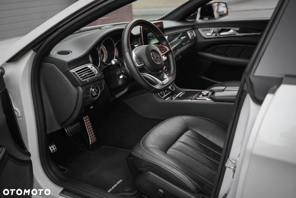 Mercedes-Benz CLS 350 BlueTEC 4-Matic - 18