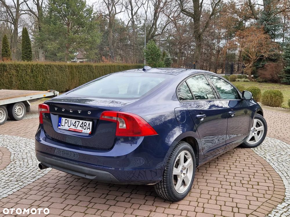 Volvo S60 - 5