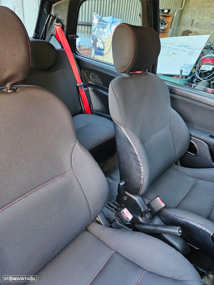 Citroën Saxo 1.6i 16V Cup - 15