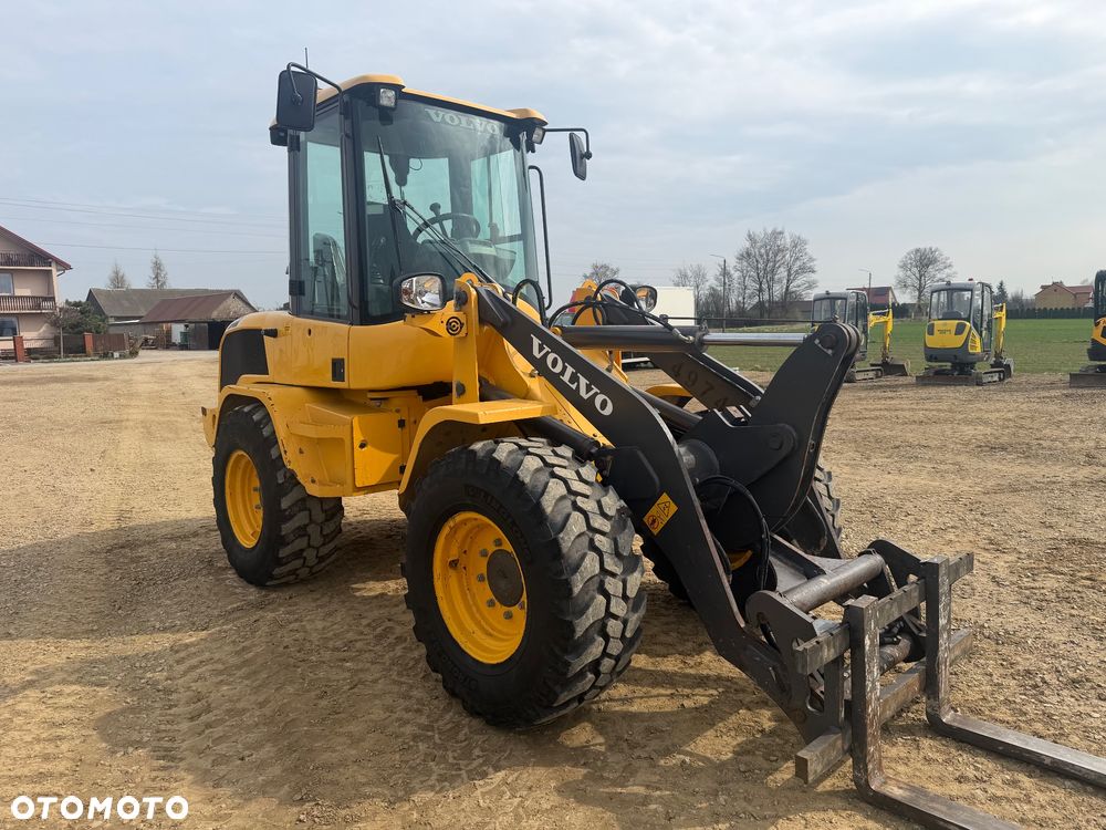Volvo L30G - 16