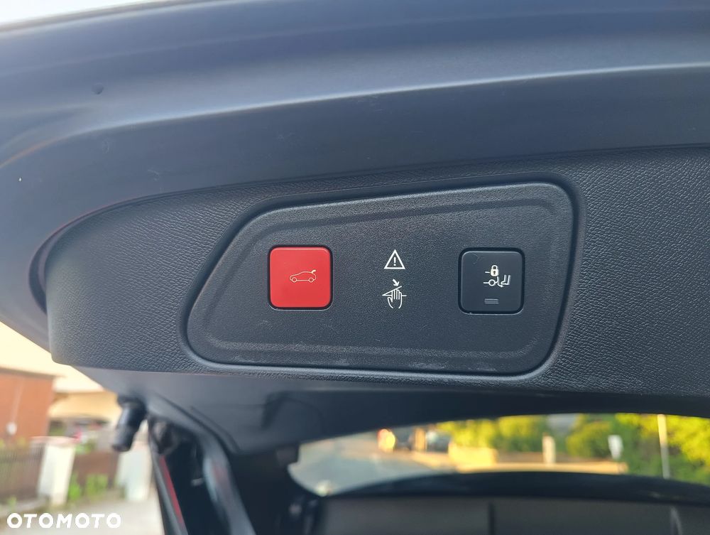 Peugeot 3008 THP 165 EAT6 Stop & Start Allure - 21