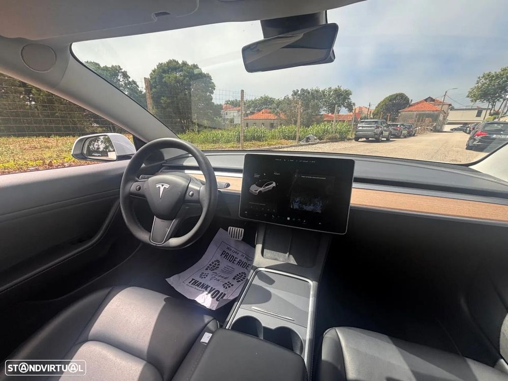 Tesla Model 3 Long Range AWD Dual Motor Performance - 16