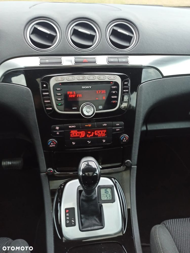 Ford S-Max 2.0 TDCi DPF Titanium - 18