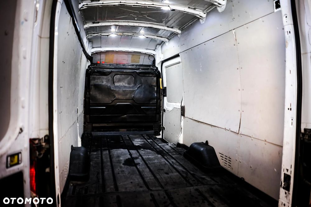 Ford Transit - 20