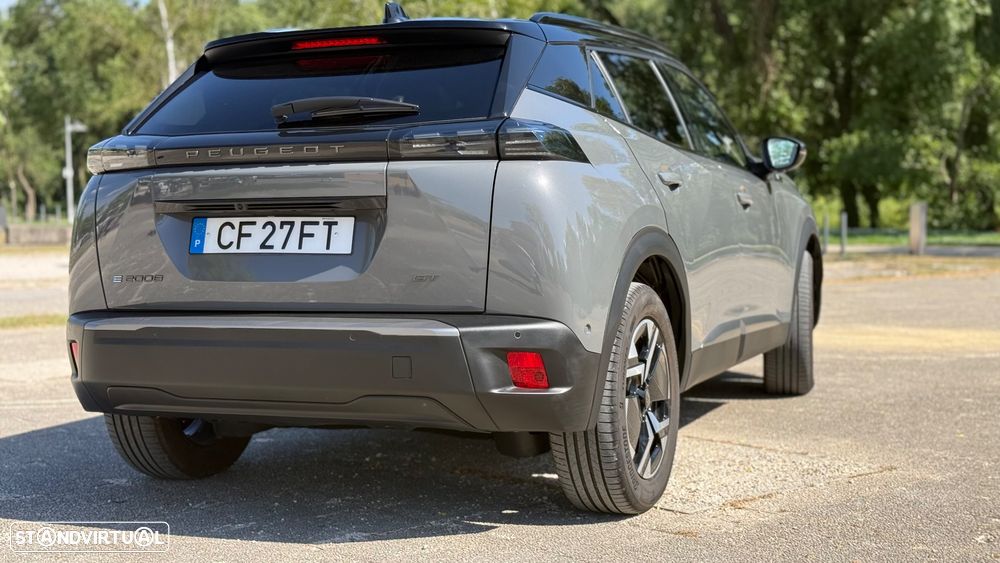 Peugeot e-2008 54 kWh GT - 6