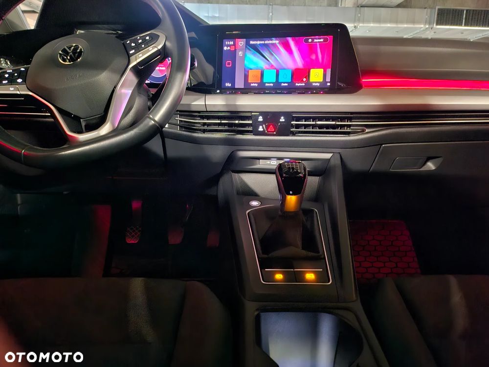 Volkswagen Golf VIII 2.0 TDI Life - 31