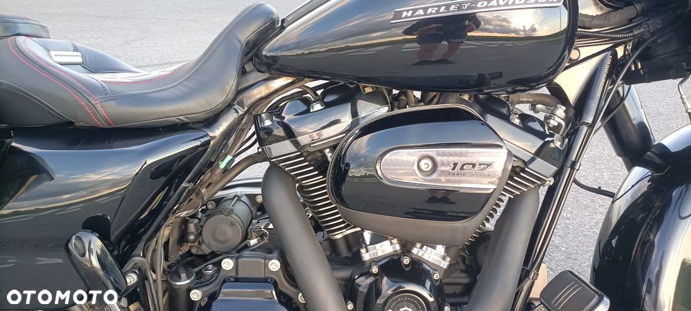 Harley-Davidson Touring Street Glide - 8