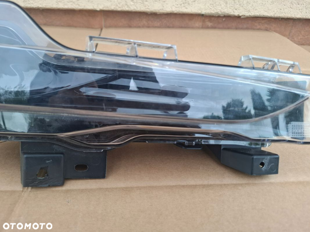 HALOGEN LED TESLA 3 Y 1507933-10-C ORYGINAŁ - 2