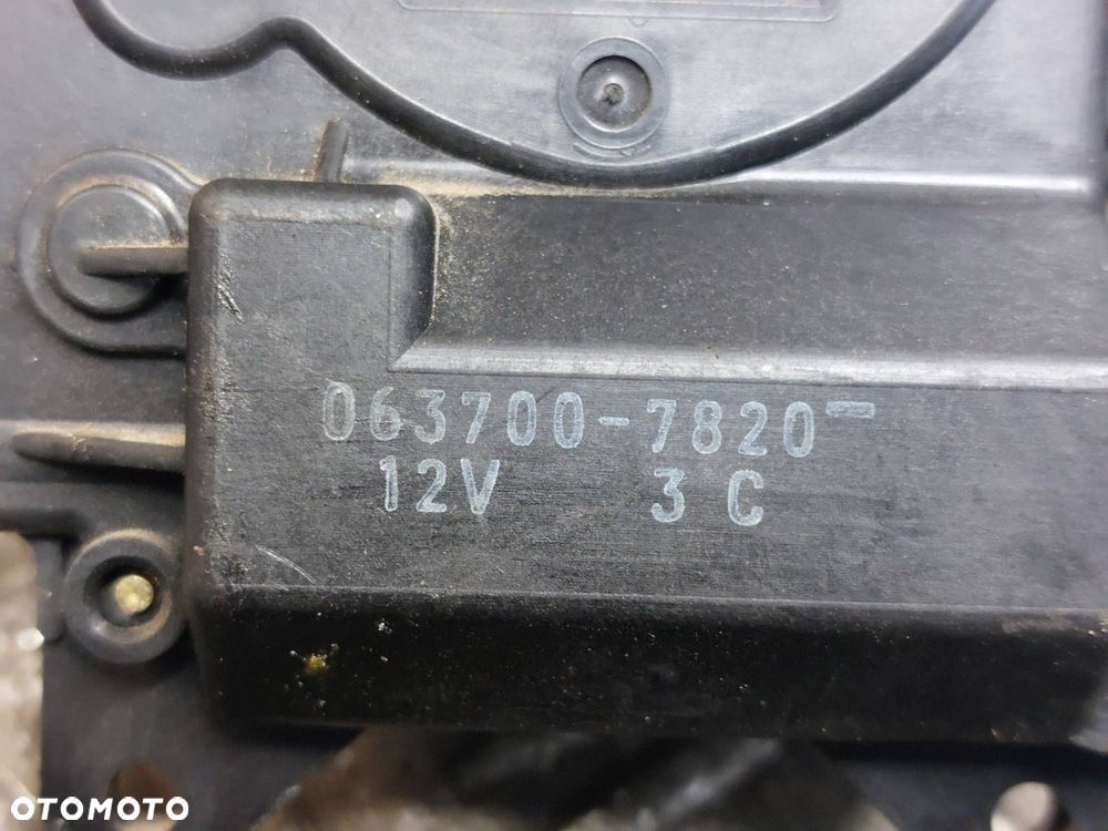 SILNICZEK NAGRZEWNICY AVENSIS T22 063700-7820 063700-6241 063700-6231 - 2