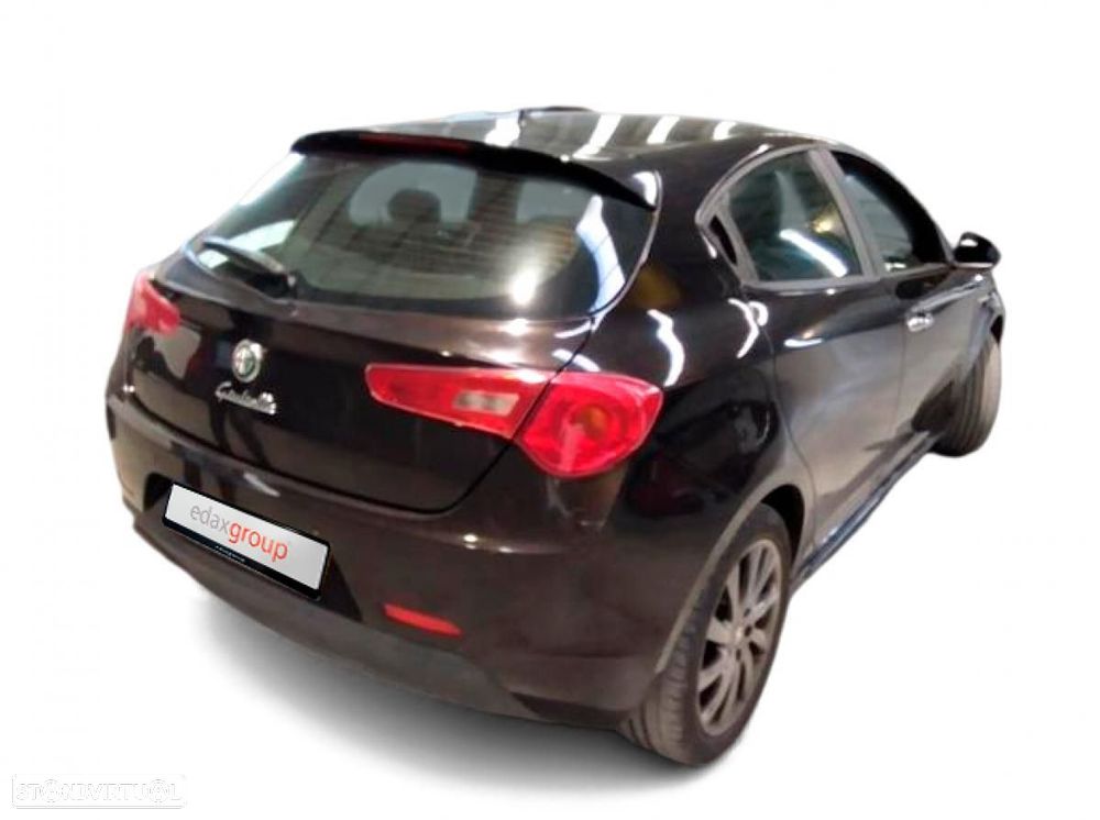 Alfa Romeo Giulietta - 2