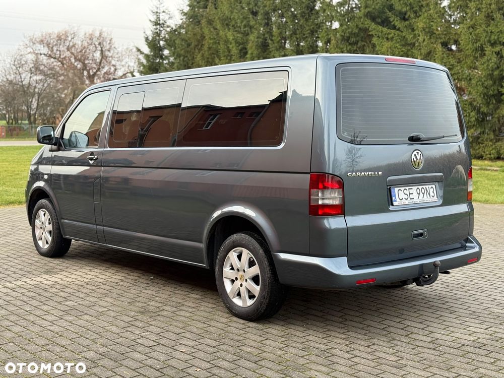 Volkswagen Caravelle - 7