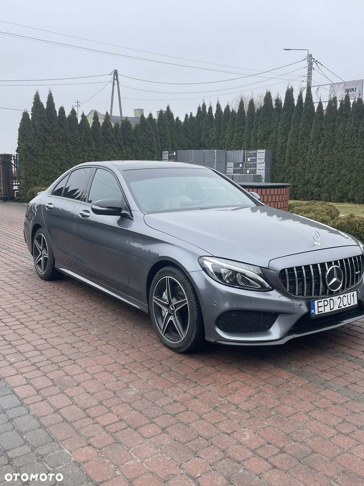 Mercedes-Benz Klasa C AMG 43 4Matic 9G-TRONIC - 10