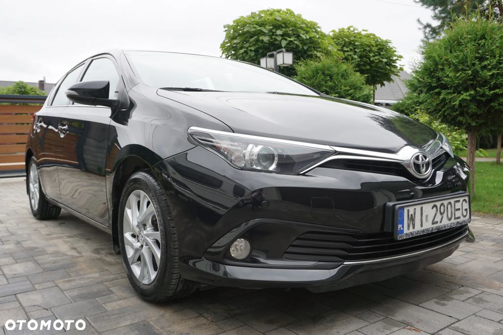 Toyota Auris 1.6 Prestige - 14