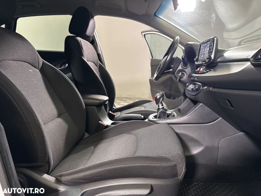 Hyundai i30 - 12