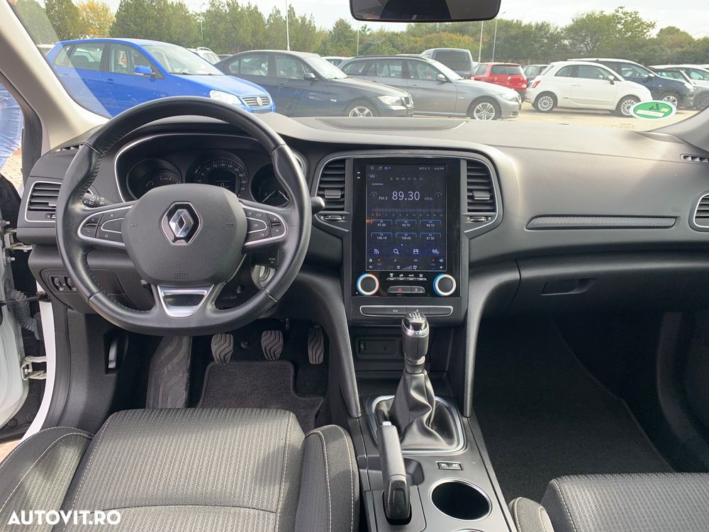Renault Megane ENERGY TCe 130 LIMITED - 7