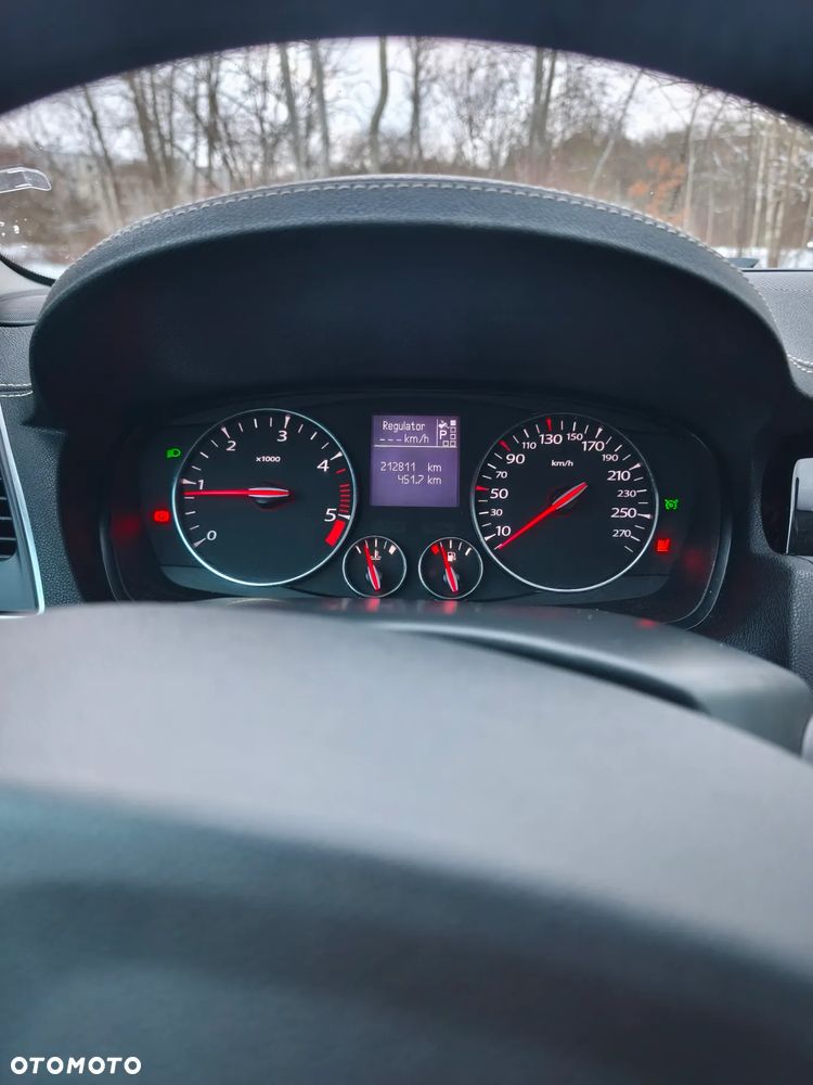 Renault Laguna 2.0 dCi Initiale - 19