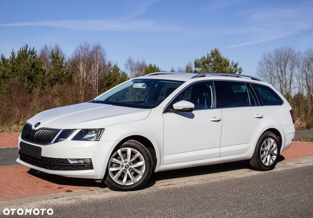 Skoda Octavia 1.6 TDI DSG Clever - 6