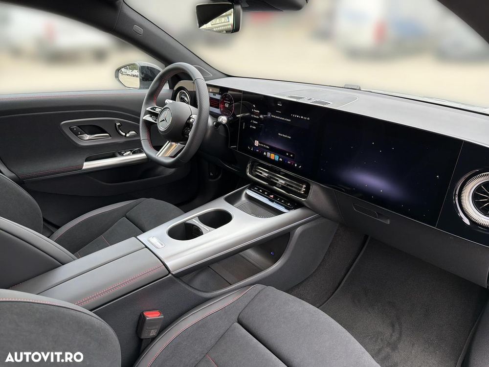 Mercedes-Benz CLA 200 MHEV Coupe - 12