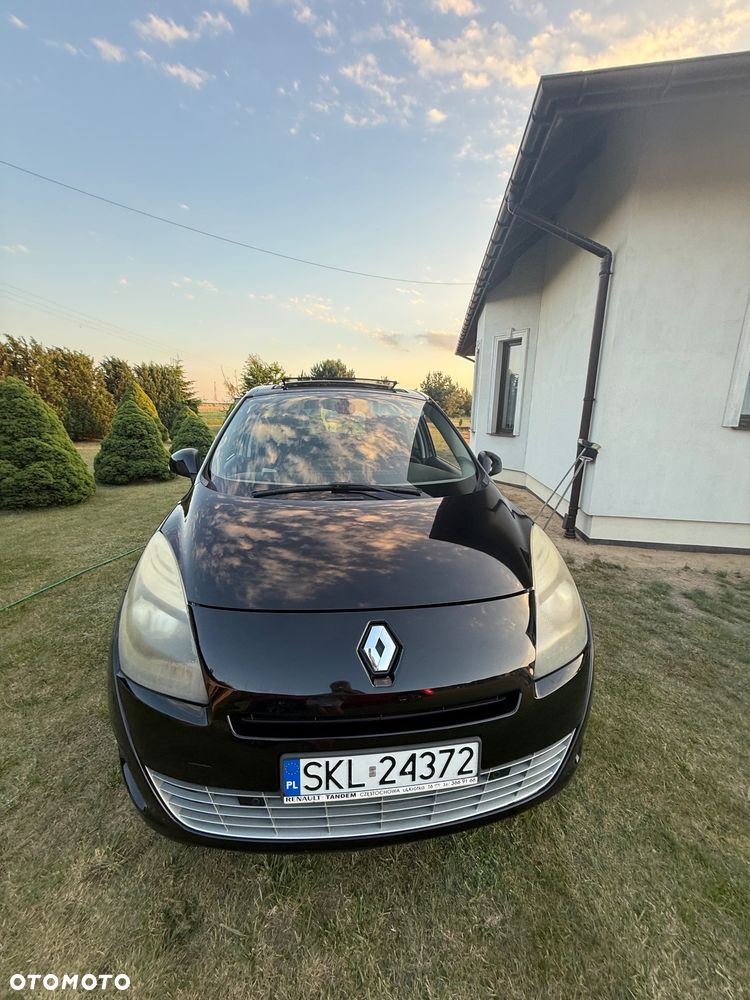Renault Scenic - 8