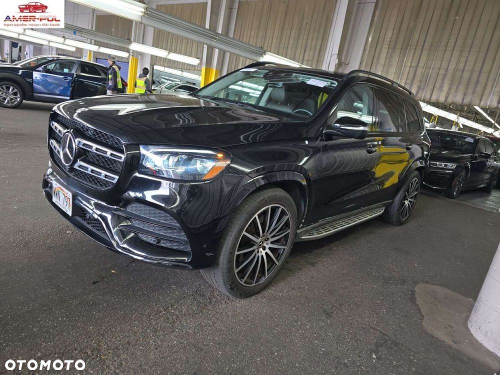 Mercedes-Benz GLS - 1