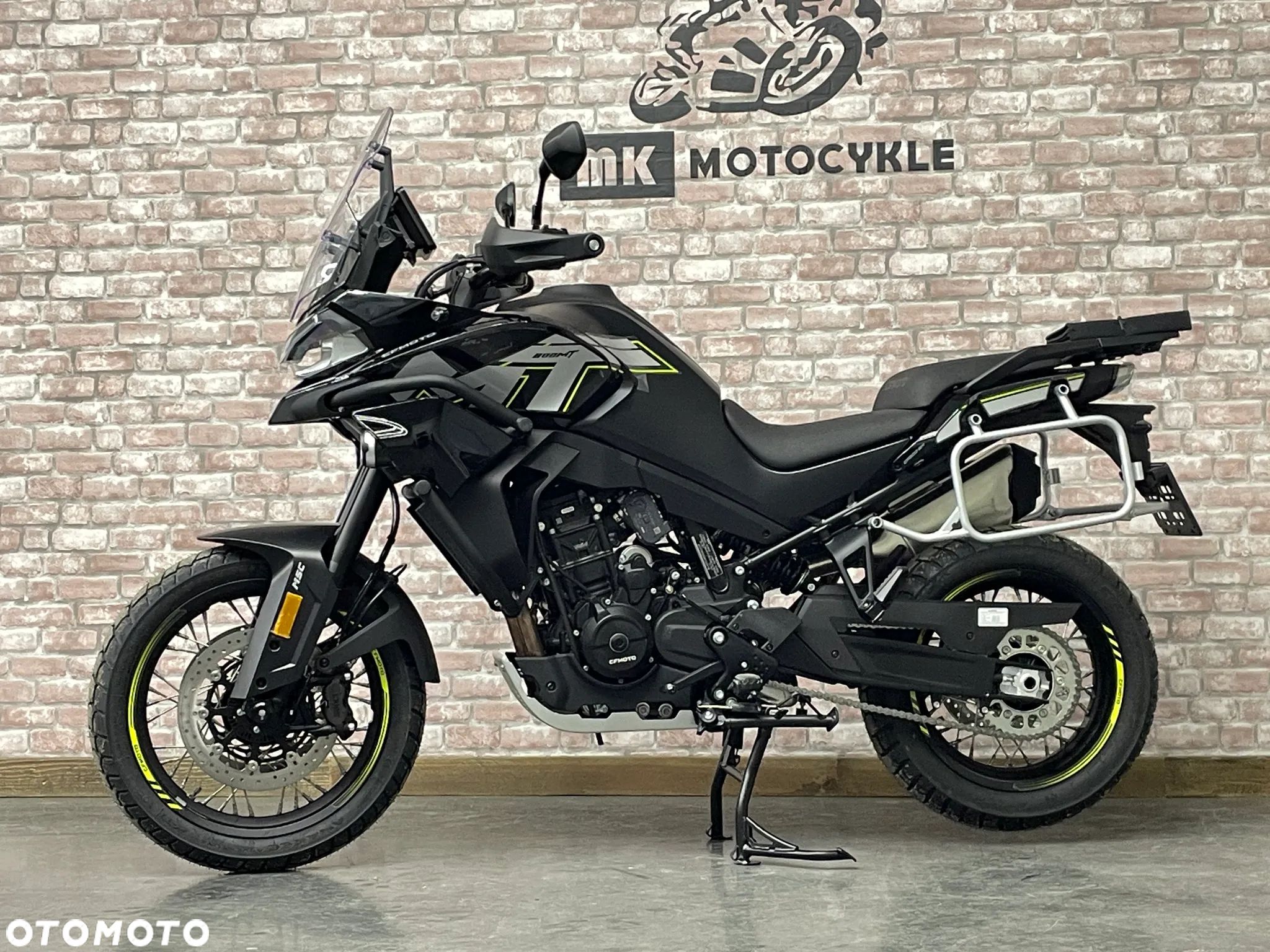 CFMoto 800MT Explore - 1
