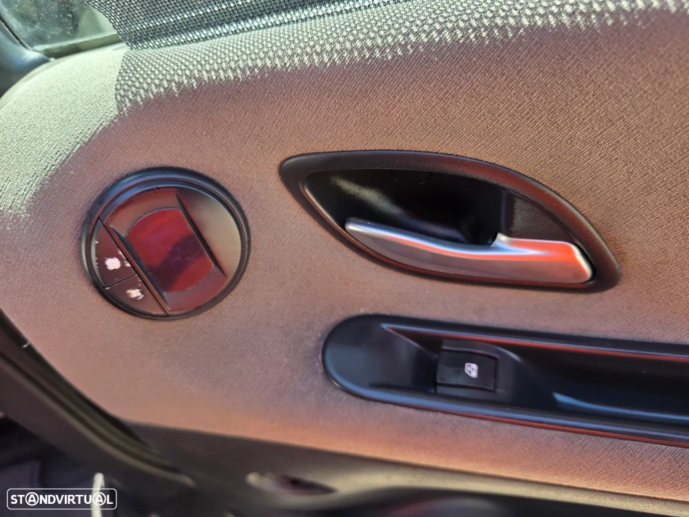 Renault Espace 2.2 dCi Dynamique 5L - 27