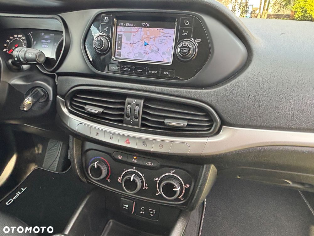 Fiat Tipo 1.4 T-Jet 16v Easy - 13