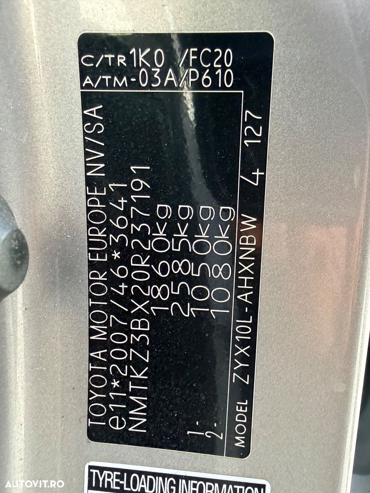 Toyota C-HR Business-Edition - 12