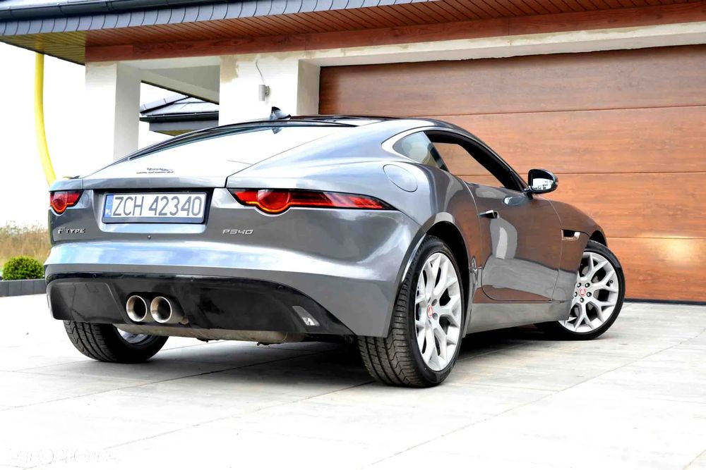 Jaguar F-Type 3.0 V6 S/C Chequered Flag - 11