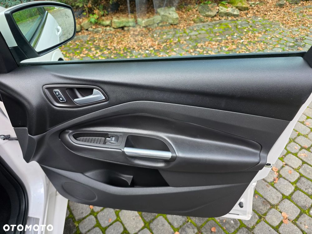 Ford Kuga 2.0 TDCi 4x4 Individual - 21